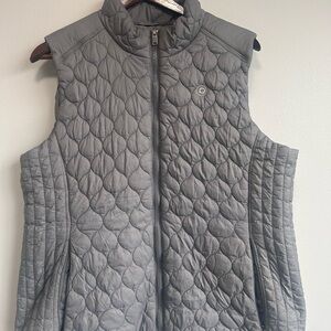 Dublin Women’s Gray Quilted Puffer Vest XL Lightweight Equestrian Layering Vest